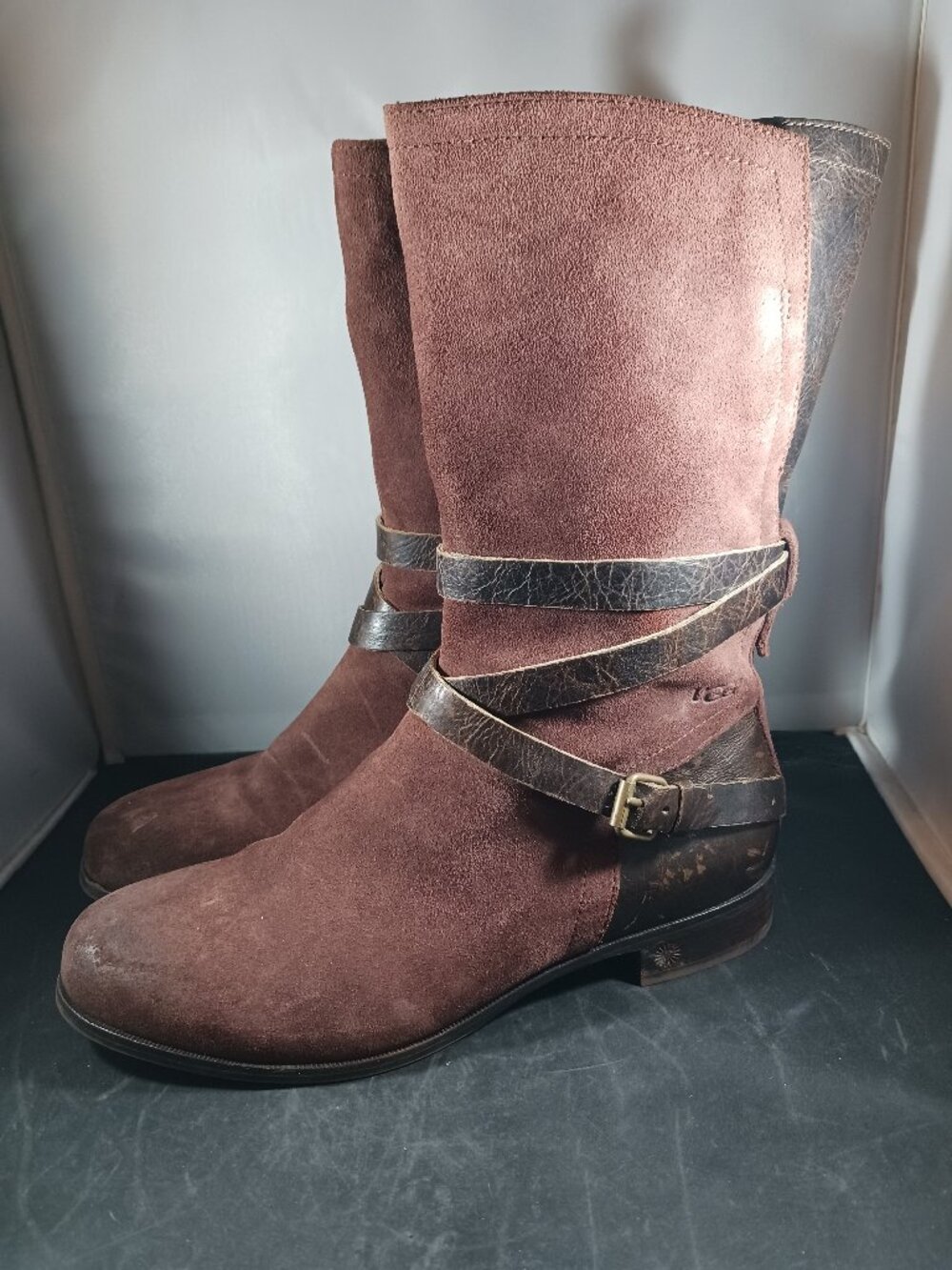 UGG Deanna Boots Women's Size 8.5M Brown Burnished Suede Leather Moto
